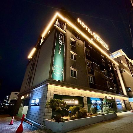 Series Hotel Gyeongju Bagian luar foto