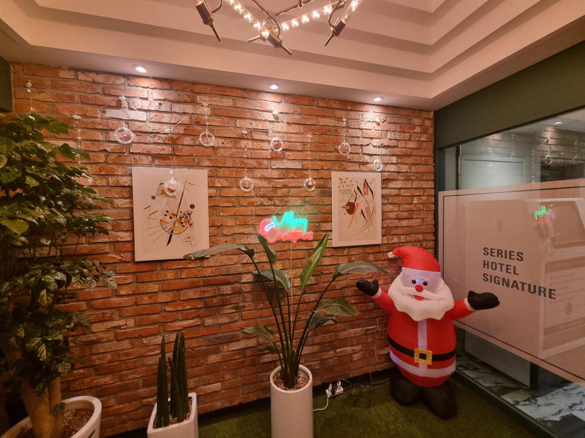 Series Hotel Gyeongju Bagian luar foto