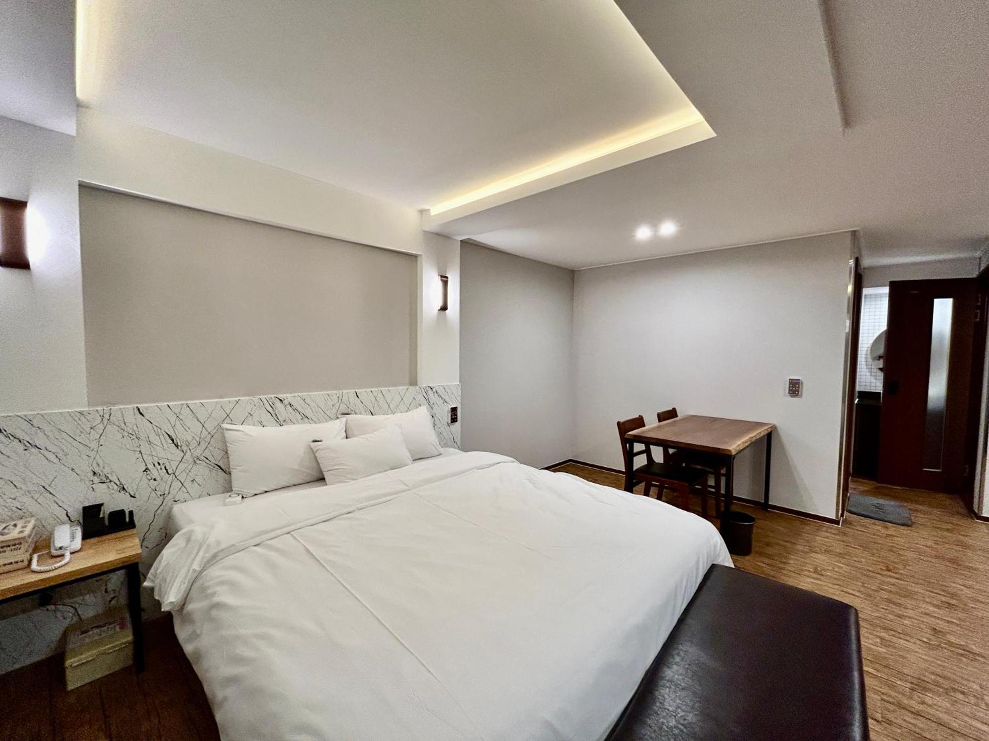 Series Hotel Gyeongju Bagian luar foto